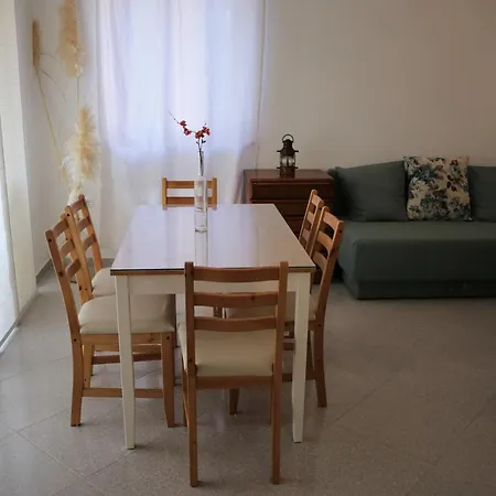 Apartament Nola